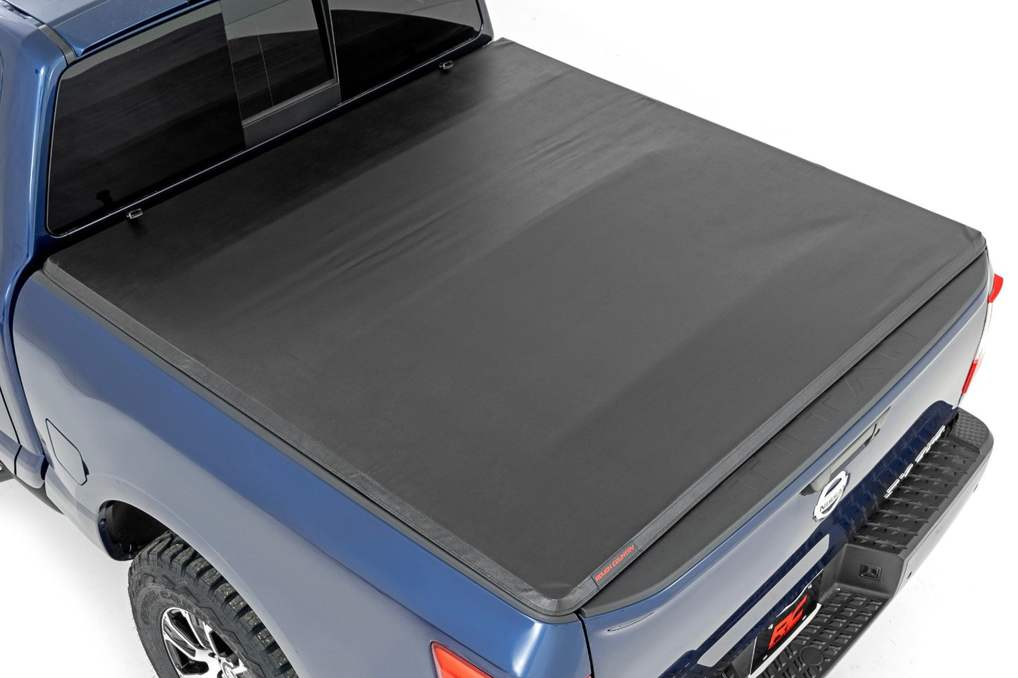 Soft Tri-Fold Bed Cover | 5'7" Bed | No Utl Trk | Nissan Titan 2WD/4WD (17-24)