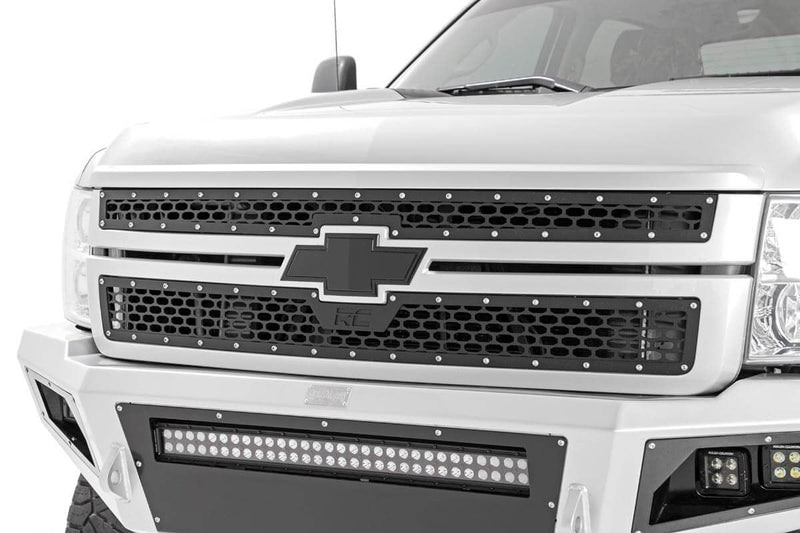 Mesh Grille | Chevy Silverado 2500 HD/3500 HD 2WD/4WD (2011-2014)